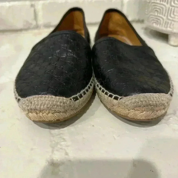 Authentic GUCCI Black Microguccissima Leather Slip On Espadrille Flats Size 35.5 - Picture 5 of 9